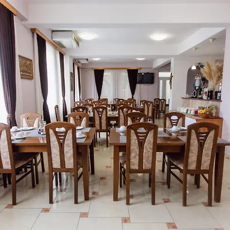 Pansion Nicol, Guest house